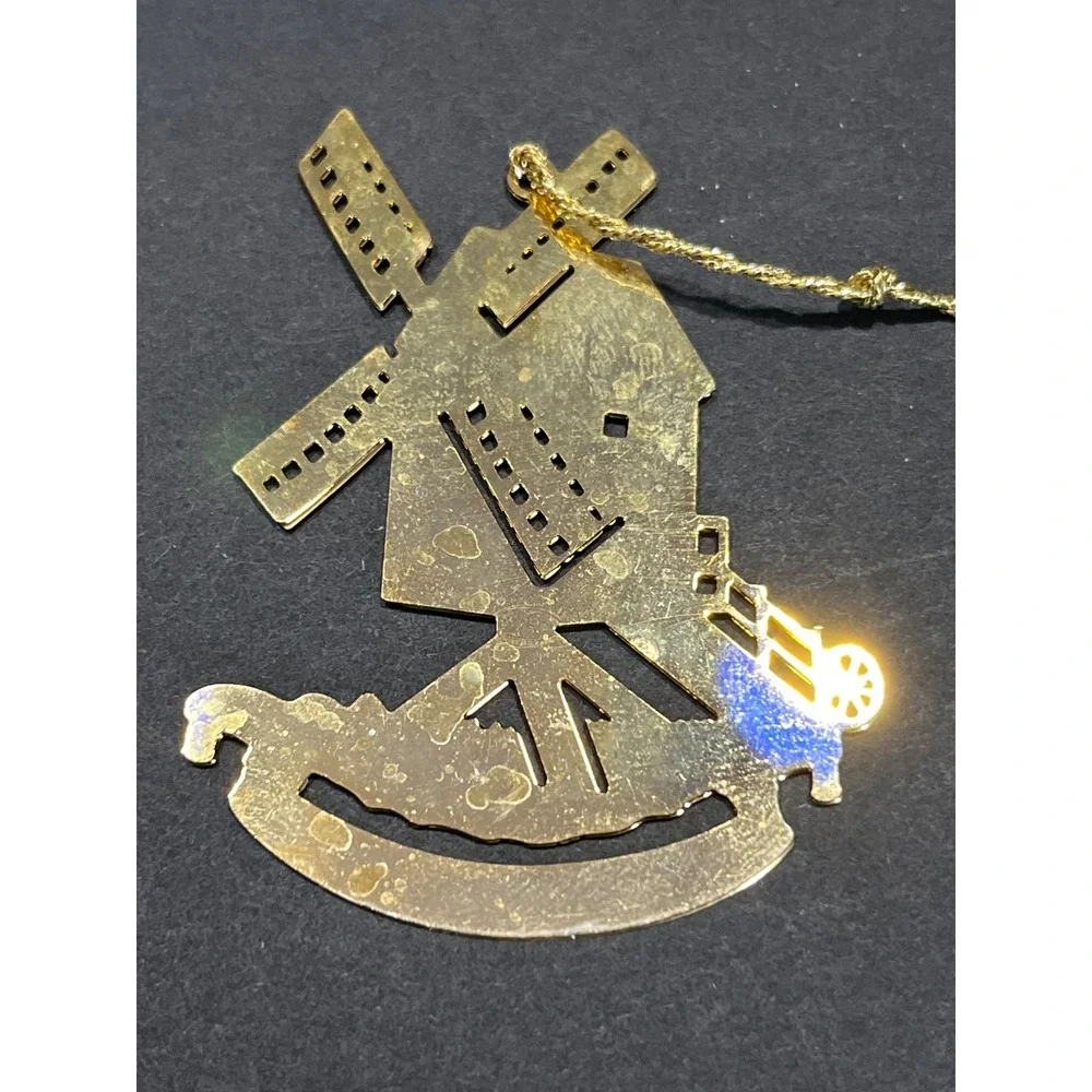 Colonial Williamsburg Windmill Gold Tone Metal Christmas Ornament Souvenir